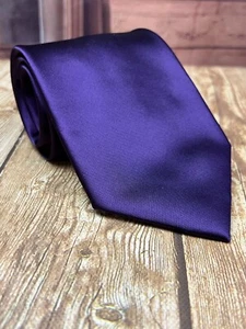 Corbata formal para hombre marca Q púrpura 3 1/4" de ancho - Imagen 1 de 11
