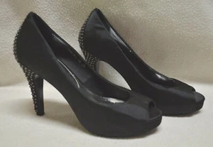 Issa Kamara Womens Black Fabric Open Peep Toe Studded Back Kitten Heels Size 35 - Picture 1 of 10