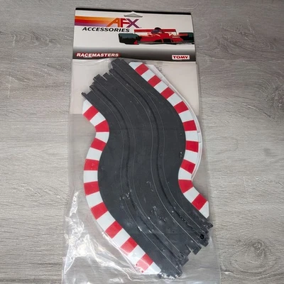 AFX Racemasters HO Slot Car Track #8993 - Chicane izquierda y derecha - Nuevo en paquete Foto 1 de 2