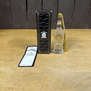 JACK DANIELS 1905 Medalla de Oro Botella de Cristal Adorno Conmemorativo Con Caja - Imagen 1 de 4