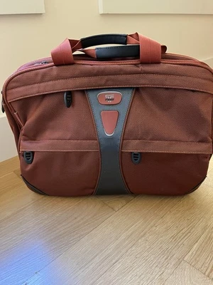 Tumi T-Tech  Pulse Laptop Case Orange 5514-FLM Briefcase Shoulder Strap - Image 1 of 4