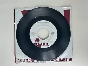 Our Lips Are Sealed by Go-Go's b/w Surfing And Spying 1981 Single Vinyl VG+ - Picture 1 of 4