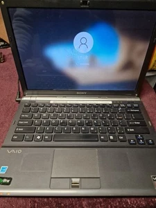 Sony Vaio VGN-SR16GN Model PCG-5N6P Laptop IC2D P8400 2.26GHz 320 Hdd 4gb Ram - Picture 1 of 16