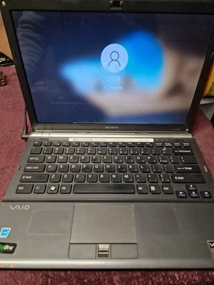 Sony Vaio VGN-SR16GN Model PCG-5N6P Laptop IC2D P8400 2.26GHz 320 Hdd 4gb Ram - Image 1 of 4