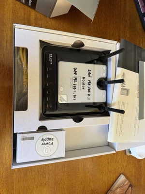 Belkin F5D8231-4 54 Mbps 4-Port 10/100 Wireless N Router New Open Box - Image 1 of 2