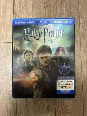 Harry Potter and Deathly Hallows: Part 2 One (Blu-Ray/DVD, 2011) - Image 1 of 4