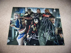DC DIRECT SUICIDE SQUAD KILLER CROC STATUE with SIGNED CAST PHOTOGRAPH - Picture 1 of 12