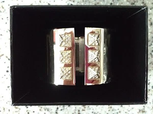 Victorias Secret "Scandalous" Gold Cuff Bracelet! Retail $78.00 Brand NEW!!! - Picture 1 of 2