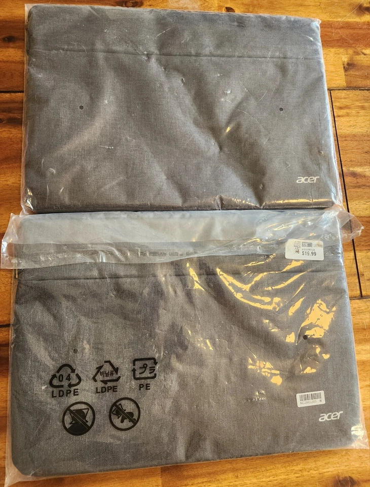 ACER PADDED PROTECTIVE LAPTOP SLEEVE/CASE FOR 15.6" COMPUTER NC.23811.053