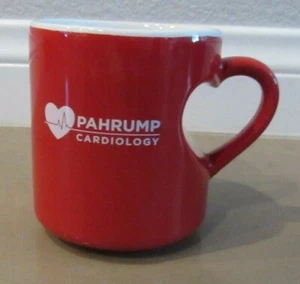 Taza de café Pahrump, NV Cardiology con mango en forma de corazón - Nevada - Imagen 1 de 2