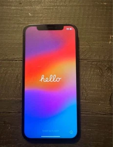 iPhone 12 - Picture 1 of 4