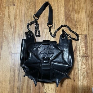 Borsa in pelle Killstar Batwings nera stella grunge Y2K - Foto 1 di 6