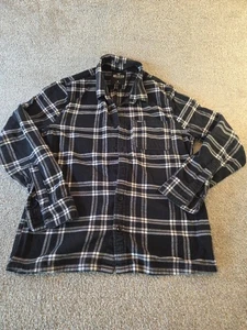Men's Hollister Flannel Shirt Medium Black White Plaid Button-Up 100% Cottom - Picture 1 of 13
