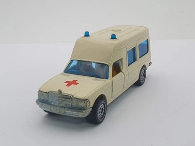 Mercedes Ambulanza T123 Siku 1/60 - Immagine 1 di 4