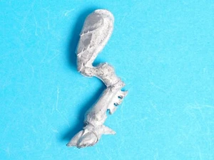 GW 40K TYRANID HIVE TYRANT LEFT LEG. PINK 198 - Picture 1 of 1