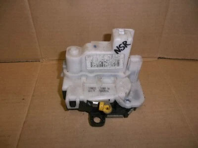 FIAT PANDA 2004-2011 NEARSIDE PASSENGER REAR CENTRAL LOCKING MOTOR ACTUATOR - Image 1 of 4