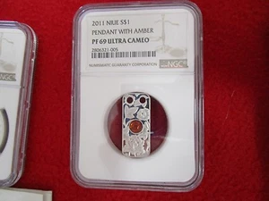 2011 S$1 Niue Magic Stones Pendant With Amber NGC PF69 .999 Silver Coin Bullion - Picture 1 of 5