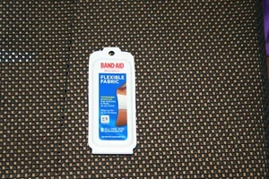 1 case of 12 travel packs of 8 each band-aid Johnson & Johnson flexible fabric - Picture 1 of 2
