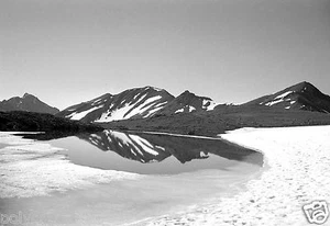 Paysage montagne Alpes neige lac - Tirage d'après négatif photo ancien deb. XXe  - Picture 1 of 1