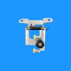 Sliding Door Middle roller Bearing Bracket Hinge suitable For Toyota Hiace Left - Picture 1 of 1