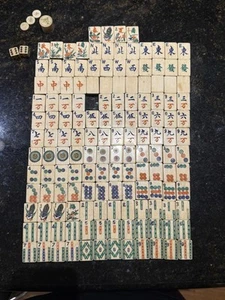 Juego MAH JONG HUESO Y BAMBÚ VINTAGE 147 piezas Tradewinds caja de dados antigua 1 falta - Imagen 1 de 12