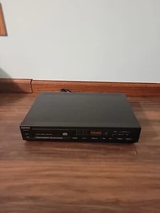 Reproductor de CD de disco compacto Magnavox CD 2000 de colección convertidor doble D/A de 16 bits - Imagen 1 de 9