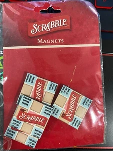 MAGNETI SCRABBLE 4 CIASCUNO NUOVI PER I VENTILATORI SCRABBLE 1 NEL SUO GENERE - Foto 1 di 1