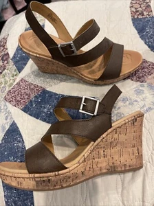 B.O.C. Big On Comfort Schirra Wedge Sandles Womens Size 10M - Picture 1 of 5