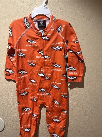 Denver Broncos Infant  Piped Raglan Full Zip Pajamas - Orange 18 Months Cover