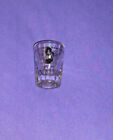 Playboy Club Glass Shot Glass (années 1970) - 4 pouces de haut x 2,25 pouces de large - Original