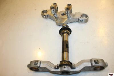 Kawasaki Vulcan VN1500 1999 Nomad abrazadera delantera superior inferior triple árbol 44037-1368 Foto 1 de 4