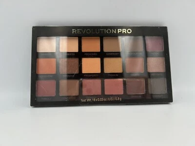 eyeshadow palette set  brand new  - Image 1 of 2