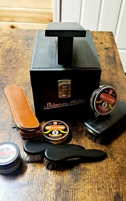 De Colección Mid Century Shine-O-Matic Negro Madera Zapato Cuidado Cofre y Accesorios Leer Foto 1 de 4