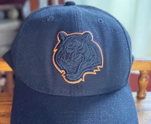 NFL CINCINNATI BENGALS GORRA STEALTH, NEGRA 9Forty NewEra, talla única para la mayoría, usada en excelente estado - Imagen 1 de 8