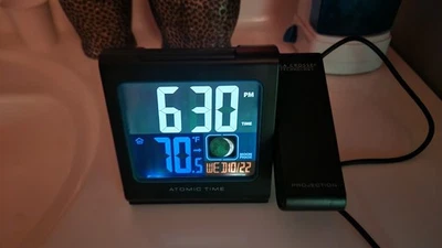 La Crosse Technology Projection Clock W Issues - Image 1 of 2