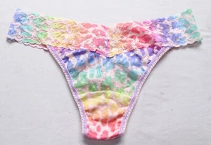 Hanky Panky Women's Signature Lace Low Rise Thong ZG3 Multicolor One Size - Picture 1 of 3