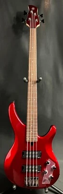 Bajo eléctrico Yamaha TRBX304CAR 4 cuerdas rojo caramelo manzana Foto 1 de 4