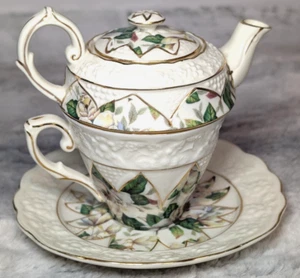 Vintage Magnolia Gold Edging & Trim Small Teapot with Demitasse Cup & Saucer - Picture 1 of 18