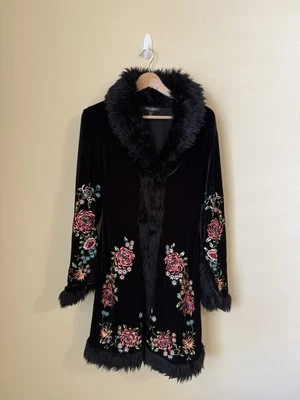 Chaqueta Abrigo Plumero Terciopelo Floral Betsey Johnson Borde de Piel Negro De Colección Talla 8 Foto 1 de 4