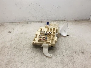 98 99 00 01 LEXUS ES300 3.0L 6CYL CABIN FUSE BOX ASSEMBLY - Picture 1 of 12