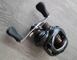 Shimano 16 Scorpion 70XG Right Handle Bait Casting Reel - Picture 1 of 5