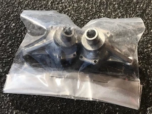 Tamiya Bruiser (58048) (58111) Toyota Hilux Mountaineer knuckle - Picture 1 of 3