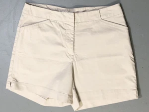 Nike Dri-Fit Womens Golf Shorts Quick Dry Size 6 Inseam 5" Light Khaki Tan - Picture 1 of 12