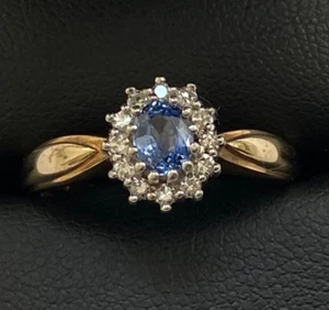9CT YELLOW GOLD CEYLON BLUE SAPPHIRE & DIAMOND RING SIZE Q - Picture 1 of 10