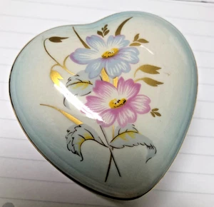 Heart shape w lid pink and blue flowers gold accents Palissy England Spode - Picture 1 of 4