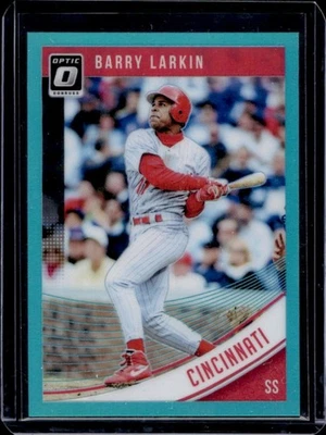 2018 Donruss Optic Barry Larkin Aqua Prizm #19/299 Reds - Image 1 of 2