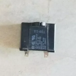 WHIRLPOOL KENMORE FRIGIDAIRE REFRIGERATOR CAPACITOR 2264017 - Picture 1 of 1