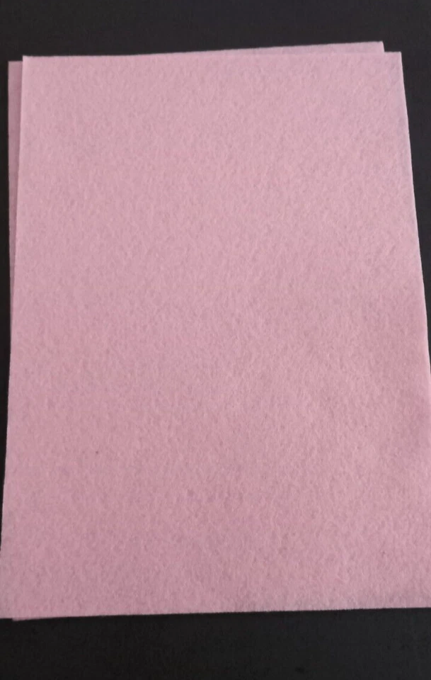 FEUTRINE - lot de 2 plaques de feutrines - dimensions 21 * 29,7 cm - rose - Photo 1/1