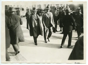 Alfred Hugenberg, DNVP-Chef, Wirtschaftsminister unter Hitler (1933). - Bild 1 von 2