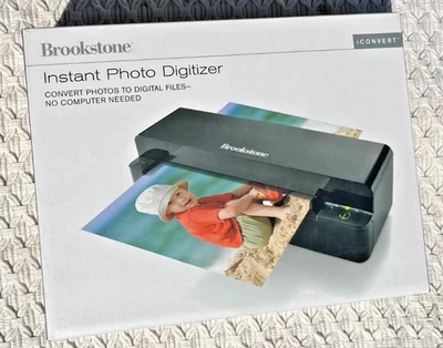 Brookstone Iconvert Instant Photo Digitizer - NIB No Computer Needed - Image 1 of 4